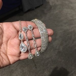 Set. Cubic zirconia. Earnings, necklace, bracelet